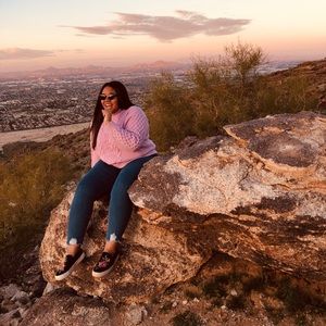 Meet your Posher, Adriana